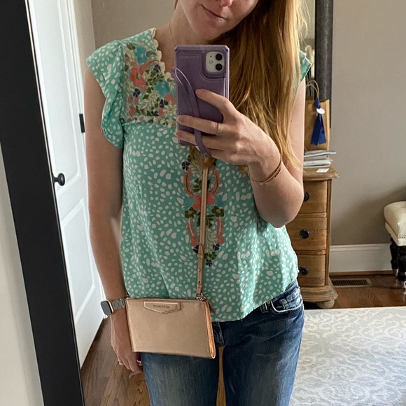 Givenchy rose gold metallic small crossbody wallet authentic with tag, used - Picture 3 of 3